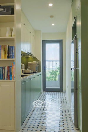 bán cc tại thái hà,thành phố giao lưu, giá chỉ 6,1 tỷ, 70m2, 2pn, 2wc, đầy đủ tiện ích,căn góc đẹp