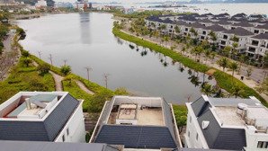 bán lỗ 18 tỉ một cặp song lập 250m2 pearl villas biệt thự biển hạ long. lh: 