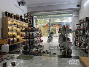 bán nhà phố 4 tầng dg02 thị trấn quốc oai. nhà đẹp, xây kiên cố, đường to, thuận tiện kinh doanh