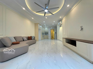 hiếm có! đê la thành, ngõ nông, thông kd, thang máy, mới đẹp, tặng nội thất 48mx6t