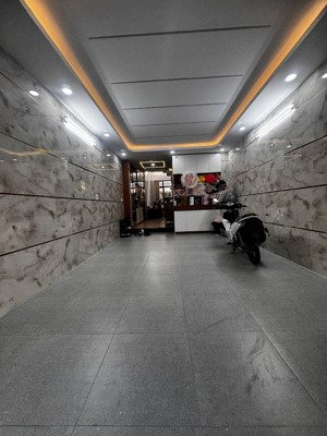 bình tân, hẻm nhựa thông, nhà 5 tầng 96m2, thang máy xịn, gi.á rẻ