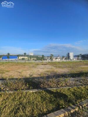 Chính chủ cần bán lô BT Đồi Ngân Hàng. S 358m² sở hữu tầm view toàn cảnh thành phố biển Hạ Long.