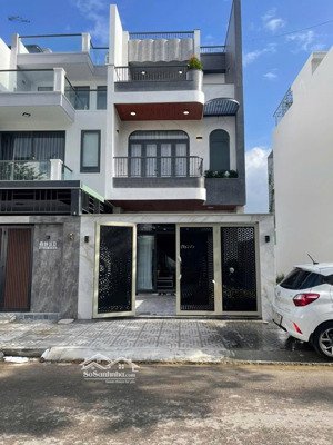 bán nhà mới xây full nội thất khu đô thị gói 3 mỹ gia diện tích 100 m hướng nam mát mẻ giá 9 tỷ 25