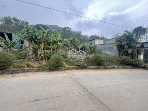 hàng mới vị trí kinh doanh cực đẹp tại trung tâm thung nai