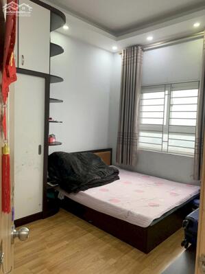 Chính chủ cần bán gấp căn hộ 65m2, chung cư Thanh Hà Mường Thanh, giá hơn 3 tỷ.