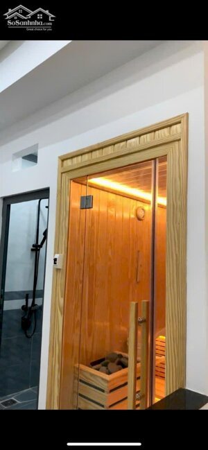 Bán nhà phố tại Dĩ An, full nội thất chất lượng, sổ hồng sẵn công chứng sang tên ngay giá 5ty5