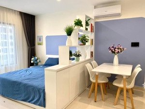 căn studio 31m2 cần bán giá rẻ, đẹp, view thoáng. 2 tỷ 300 triệu tại kđt vinhomes ocean park