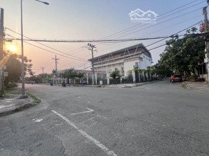 bán nhà chính chủ 4 tầng đường 26m nguyễn văn tạo hiệp phước, nhà bè, giá 7,x tỷ