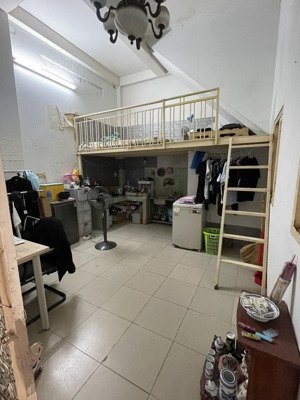 chính chủ cho thuê phòng đủ nội thất, có gác, giờ giấc tự do ngay gigamall