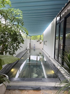 bán biệt thự cao cấp hoàn thiện nội thất châu âu diện tích 300m giá siêu tốt!