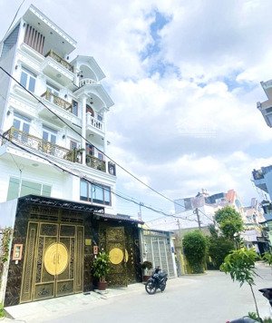 bán nhà 3 tầng nguyễn tri phương dĩ an - 110 m2 ngang5x22 - đường xe hơi vi vu 10m -chỉ nhỉnh 6 tỷ.