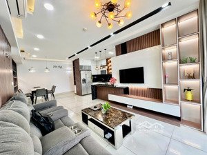cho thuê căn hộ ngắn hạn 3pn full nội thất giá chỉ 1,5 triệu/đêm tại celadon city tân phú