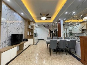 phố ngọc hà '' ba đình. 39m2 * 5 tầng '' lô góc nhà mới đẹp '' full nội thất '' ngõ rộng '' gần ô tô