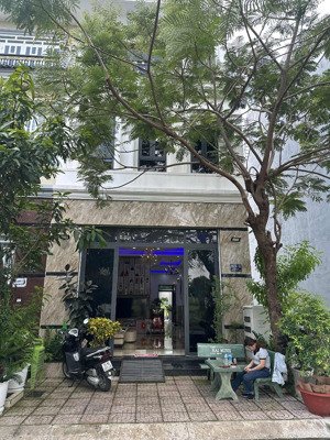 bán gấp nhà mặt phố tại five star eco city, 6,8 tỷ, 121m2, 4pn, 6wc, uy tín