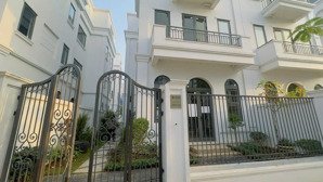 biệt thự solasta mansion đẳng cấp - vị trí đắc địa - 3 mặt thoáng vĩnh viễn - sáng thoáng