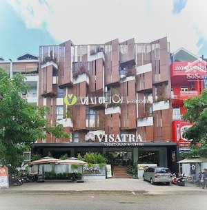 cho thuê nguyên sàn tầng trệt 339m2 thích hợp coffee , nhà hàng , spa , vp cao cấp giá tốt