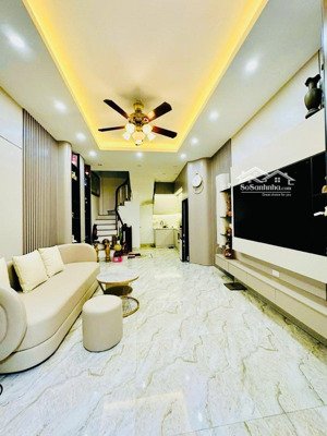 bán nhà vũ thạnh!phường cát linh, 2 thoáng trước sau, mặt ngõ thông, 10m ra ô tô đỗ, nhà đẹp ở ngay