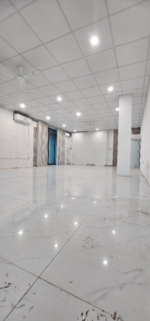 cho thuê biệt thự song lập 300m2 x 4 tầng, kđt geleximco hà đông chân đế chung cư view vườn hoa