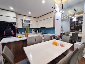 bán nhà giá tốt nhất bồ đề, long biên, 46m2*5 tầng, 8.2 tỷ. ngõ ô tô, gần mặt phố