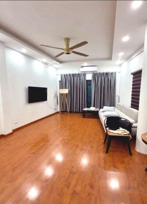 phố xã đàn - nhà đẹp 4 ngủ - đủ đồ - vừa ở vừa kd online giá 13,5tr/tháng a dương 