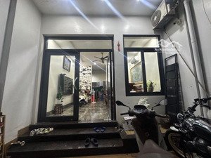 bán nhà hoàng văn thái - ngõ to như phố mt5m,dt 70m ,21ty