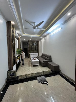 siêu phẩm - times city - 10m ô tô tránh dừng đỗ - kinh doanh sầm uất ngày đêm giá nhỉnh 14tỷ nhà