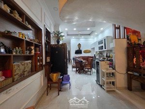 nhà mới đón tết. 3 tầng 96m2 4pn full nội thất _ hoàn công _ hxh long trường.