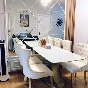 bán căn hộ flora anh đào giá tốt 55m2/ 1pn + 1 /giá 2 tỷ 8