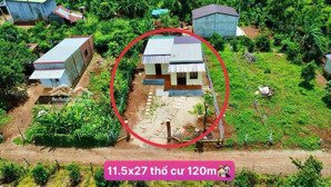 bán đất tặng nhà dt hơn 300m2 sẵn 120m2 thổ cư nhà xách vali vào ở ngay gần mọi tiện ích chỉ 5xxtr