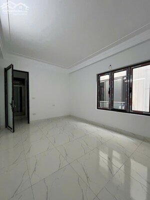 BÁN NHÀ TAM TRINH, 5 TẦNG THANG MÁY MỚI TINH, GẦN Ô TÔ, SỔ VUÔNG VẮN