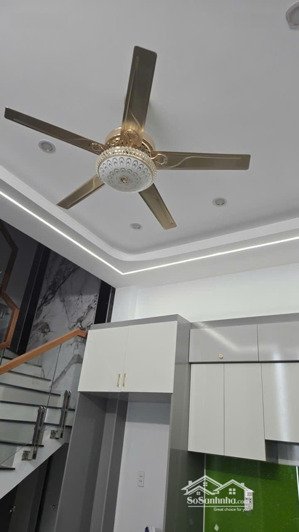 bán nhà mới full nội thất, 5 tầng, có thang máy, sân đậu oto, hẻm thông 6m sát lê văn việt. chỉ 9tỷ