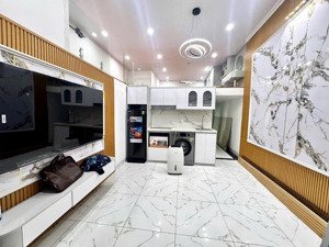 căn hộ tập thể tầng 1 - mặt phố hoàn kiếm - giá bình dân - giá chỉ: 3,9 tỷ