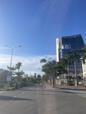 bán đất mặt đường lê hồng phong, dt 337m2, giá chỉ 150 triệu/m2