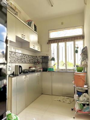 Cần bán chung cư 312 Lạc Long Quân Quận 11 sổ hồng rồi giá 3,3 Tỷ