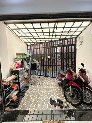 chỉ hơn 5 tỷ sở hữu ngay nhà phố đường nguyễn hữu cảnh,sat bên landmark 81 tầng