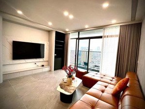 cho thuê 2 ngủ discovery - nội thất full đẹp mới - ảnh thật 100%