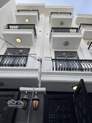 nhà phố 3 lầu t.kế tân cổ điển, full nội thất cao cấp, hẻm xe hơi khu vip lê lợi-gần đh công nghiệp