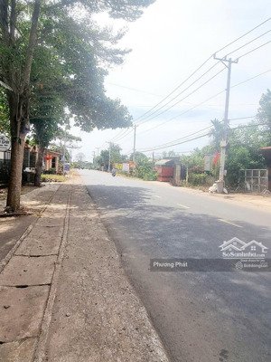 bán nhà mặt phố tại đường nguyễn hoàng, cây gáo, trảng bom, 8,6 tỷ, 559m2, giá tốt!