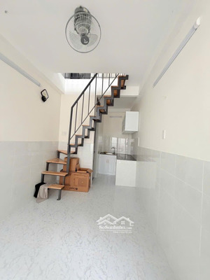 nhà mới ở ngay, sát mặt tiền, xô viết nghệ tĩnh- bình thạnh- 2,7 tỷ