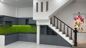 hxh mã lò 4 tầng 5pn ngang 7m chỉ nhỉnh 6 tỷ gần lê văn quới giáp tân phú