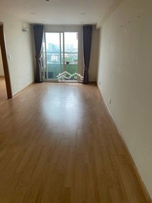 cần cho thuê căn hộ starlight quận 6, dt : 67m2, 2pn, giá : 8 tr/th