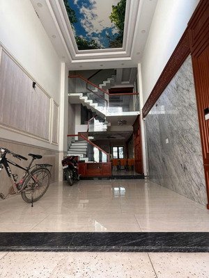 [góc cho thuê] nhà đẹp gò vấp - chuẩn mô hình "vừa ở vừa làm văn phòng" - ô tô vào tận nhà!