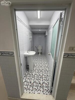 Bán nhà mặt tiền KDT Phú Cường gần Bệnh Viện Tỉnh 100m