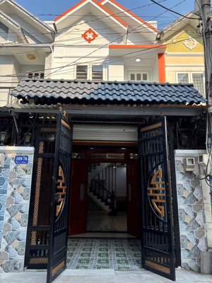 bán nhà đường thạnh xuân 33, đường 6m, ngay ủy ban, 4x14m