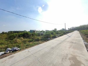 6x22 full thổ. đường bê tông. gần kcn. 430tr