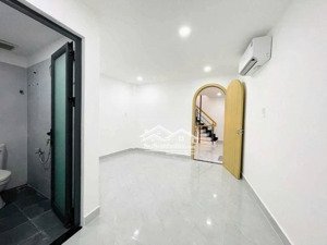 nhà đường vạn kiếp ngay phố ẩm thực - nhà mới ở ngay 4 x 8 5.75 tỷ phường 1 bình thạnh.