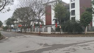 bán gấp nhà 3 tầng đẹp xuất sắc tại xã đông hội, 11,15 tỷ, 84,2m2