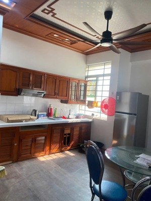 cho thuê căn hộ chung cư ngõ 238 hoàng quốc việt - 114m2/3pn