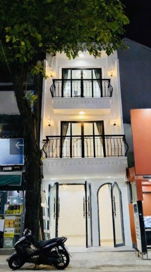 bán mặt tiền tại văn cao, nhà 3 tầng mới tinh xách vali vào ở ngay giá thương lượng 3 tỷ 8