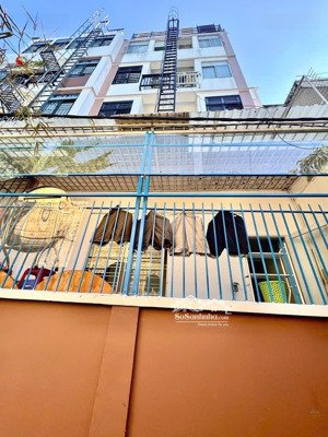 siêu phẩm chdv dòng tiền 140tr/ tháng . 226m2 - 5 tầng -23phòng - 32 tỷ tl